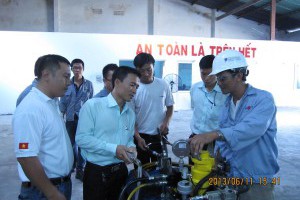 Tập huấn nâng cao kỹ năng vận hành thiết bị siết bu lông