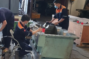 Sửa chữa 4 hộp số - Thép Vina Kyoei